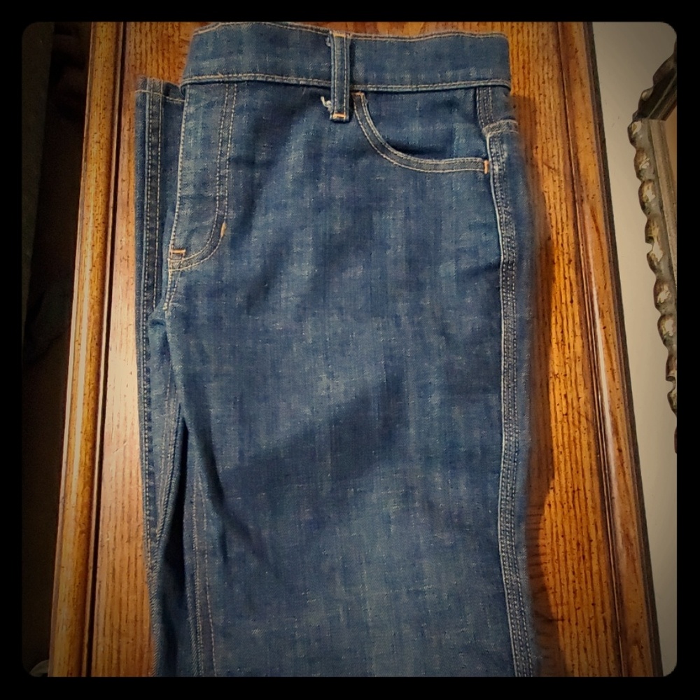 GAP JEANS  LOW RISE CAPRIS